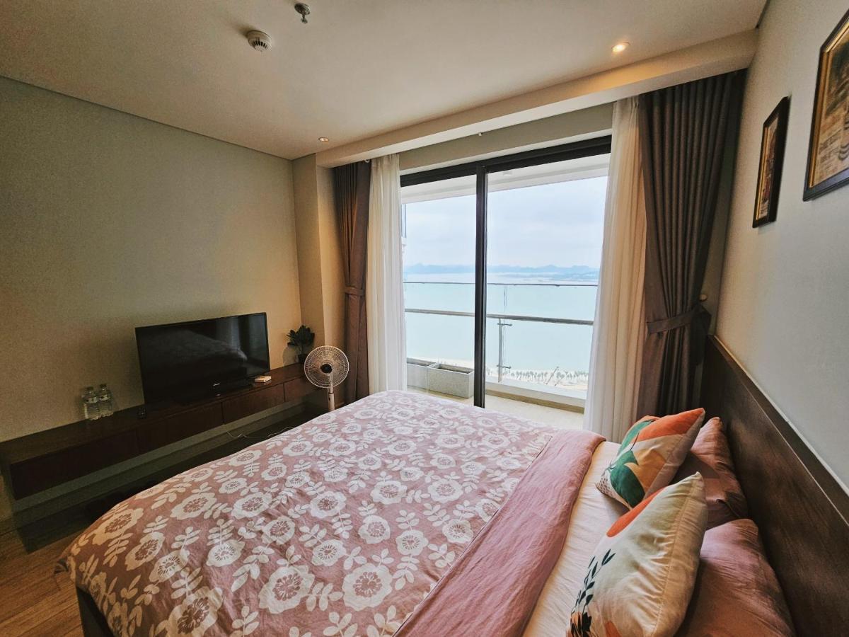 Citadines Seaview Duplex Apartment 하롱 외부 사진